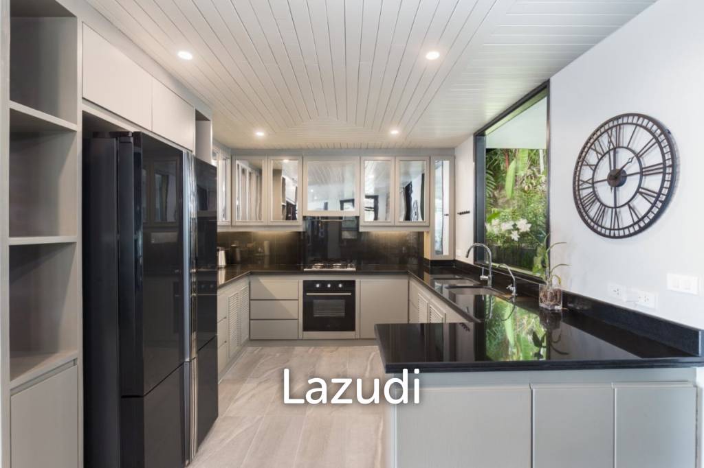 Luxury 5-Bedroom Pool Villa with Stunning Panoramic Views over Surin Beach