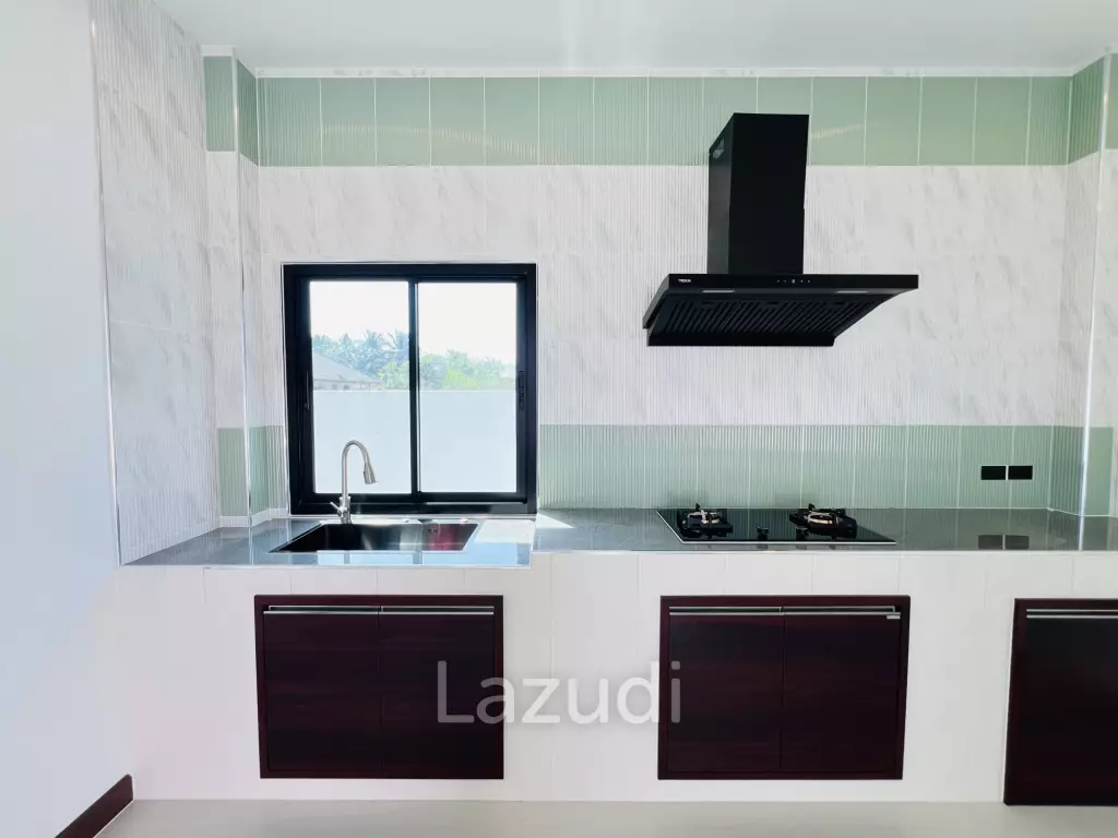250 sqm Modern 3 Bedroom Pool Villa in Huahin