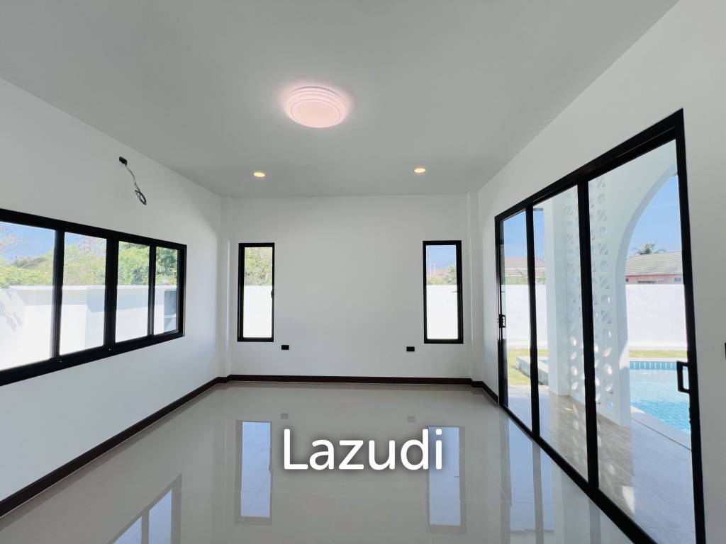 250 sqm Modern 3 Bedroom Pool Villa in Huahin