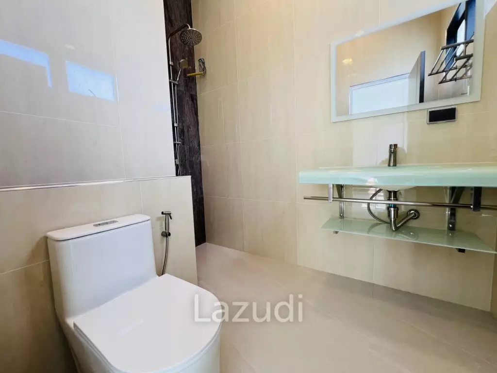 250 sqm Modern 3 Bedroom Pool Villa in Huahin