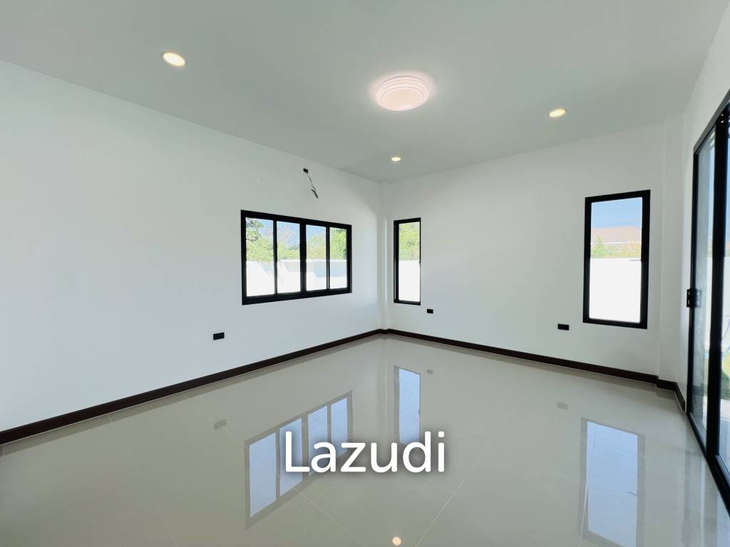 250 sqm Modern 3 Bedroom Pool Villa in Huahin