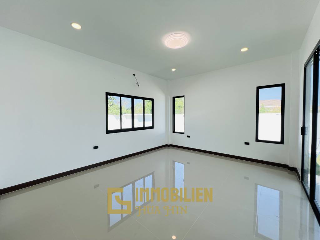 privater Pool / 250 qm Wohnfläche / modernes Design