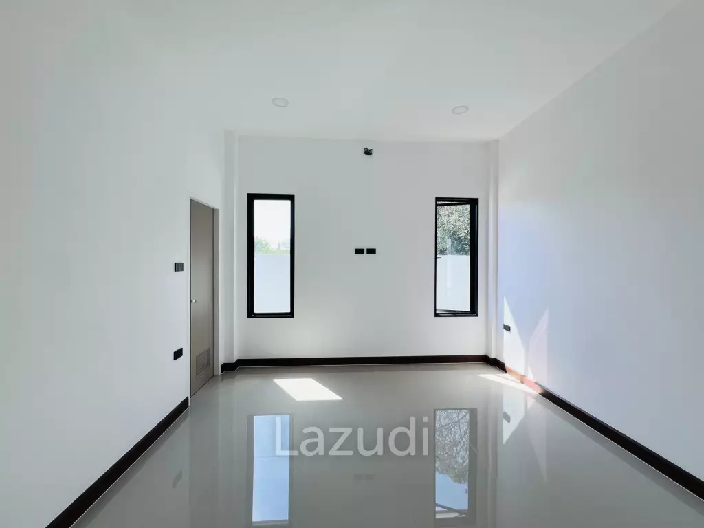250 sqm Modern 3 Bedroom Pool Villa in Huahin