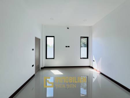 privater Pool / 250 qm Wohnfläche / modernes Design