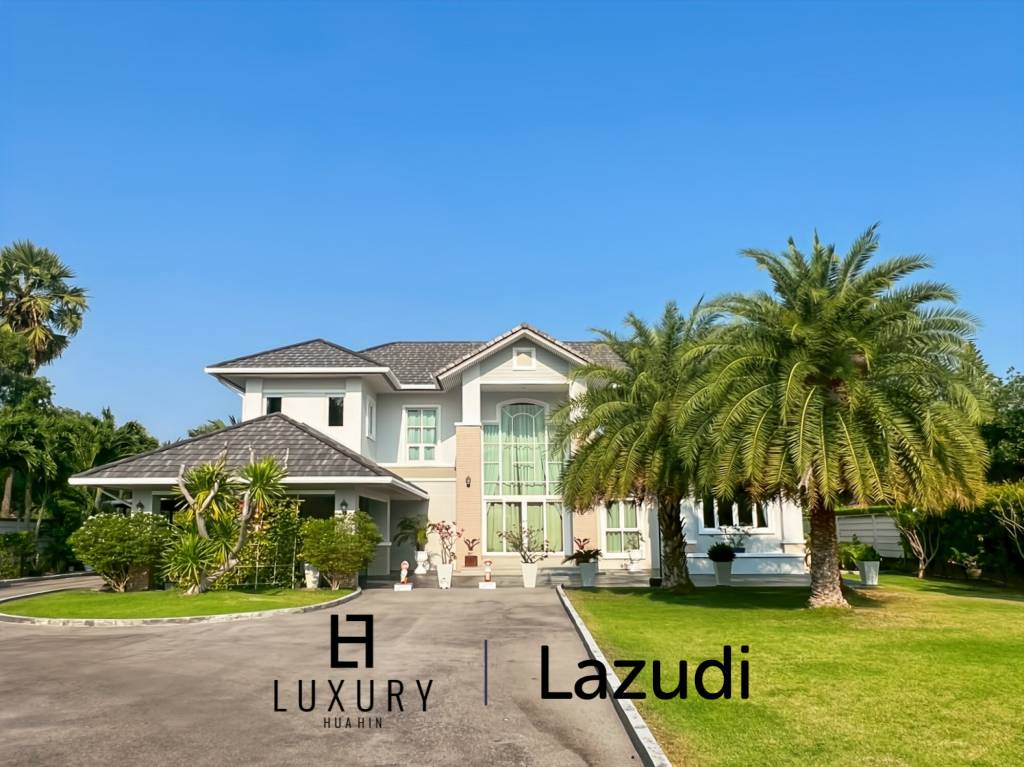 Surface habitable de 512 m² / 7 chambres / Terrain de 3 700 m²