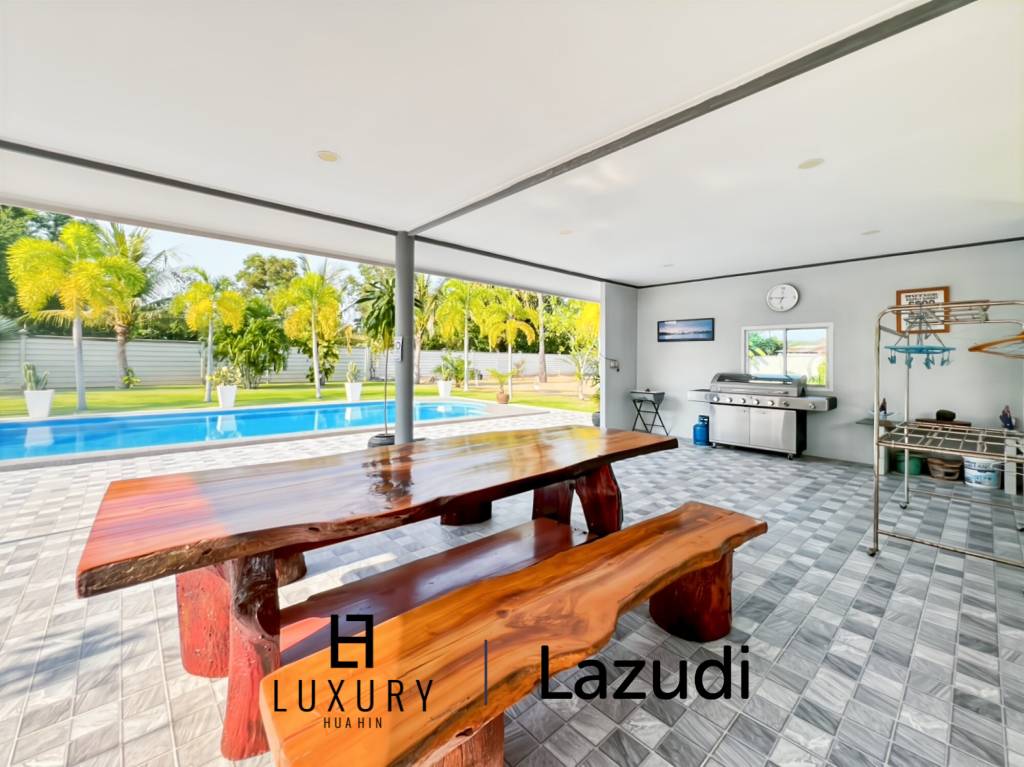 Surface habitable de 512 m² / 7 chambres / Terrain de 3 700 m²