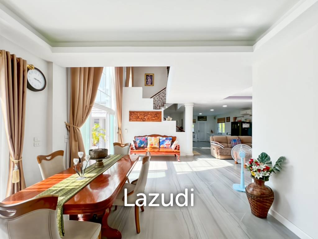 Grand 7-Bedroom Estate in Cha-Am: The Ultimate Private Sanctuary