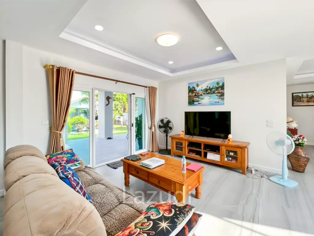 Grand 7-Bedroom Estate in Cha-Am: The Ultimate Private Sanctuary