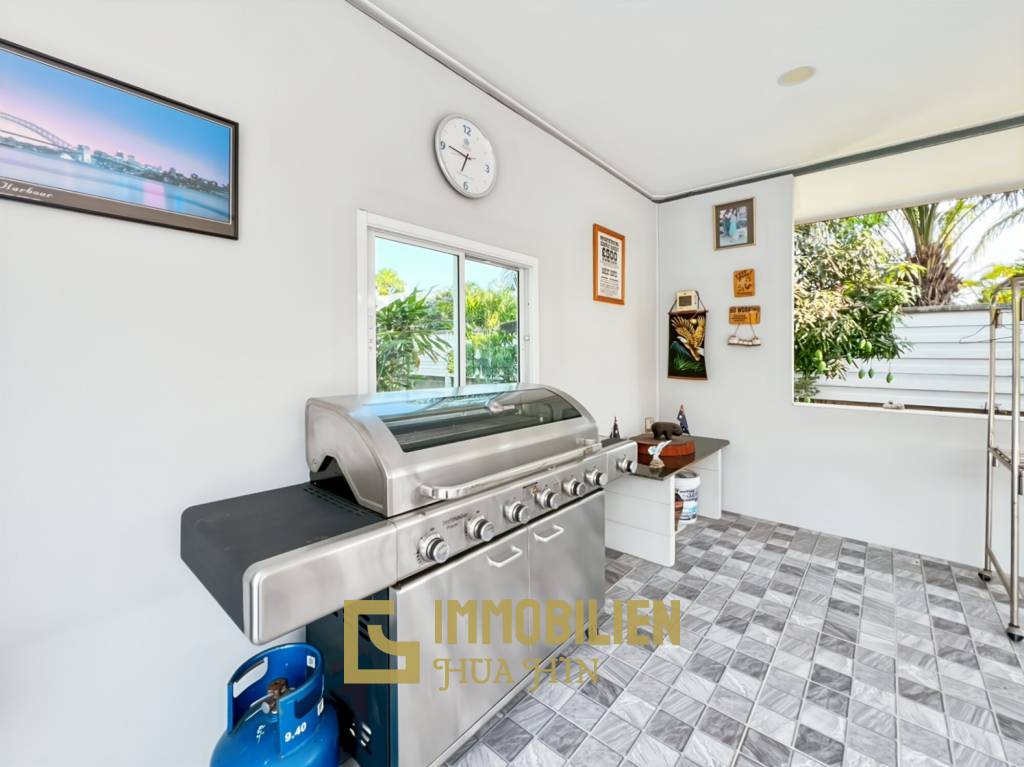 512 qm Wohnfläche / 7 Schlafzimmer / 3.700 qm Grundstück