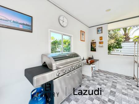 Surface habitable de 512 m² / 7 chambres / Terrain de 3 700 m²