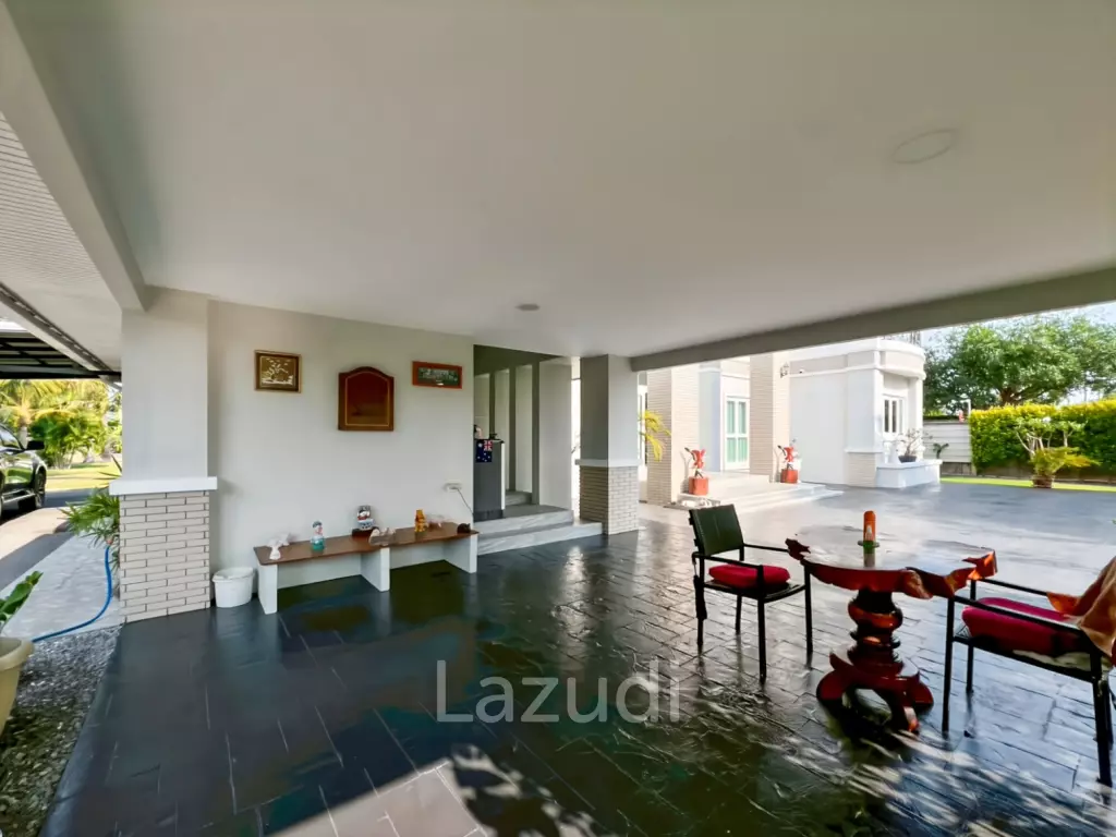 Grand 7-Bedroom Estate in Cha-Am: The Ultimate Private Sanctuary