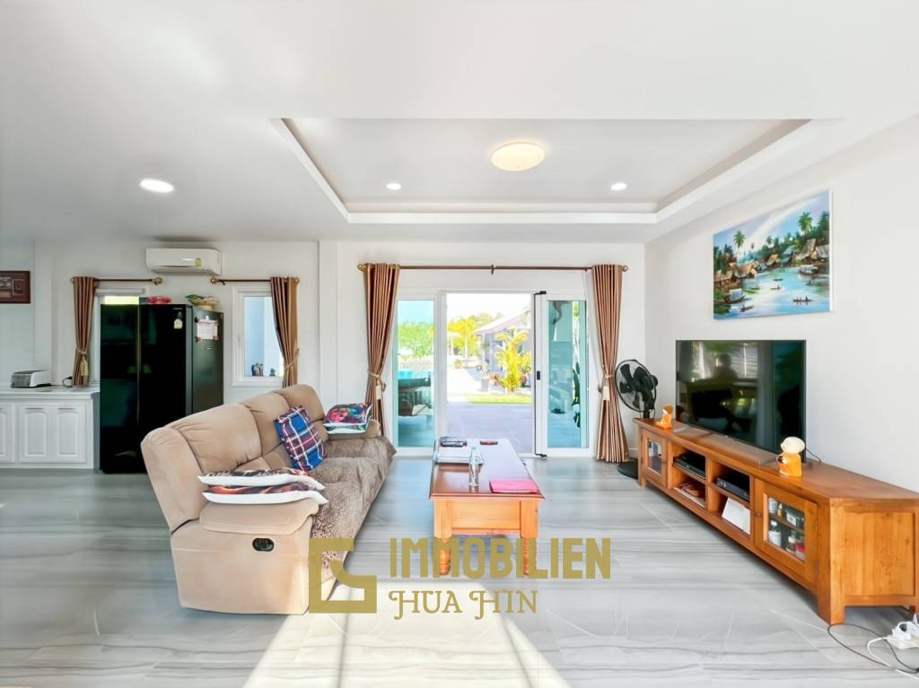 512 qm Wohnfläche / 7 Schlafzimmer / 3.700 qm Grundstück