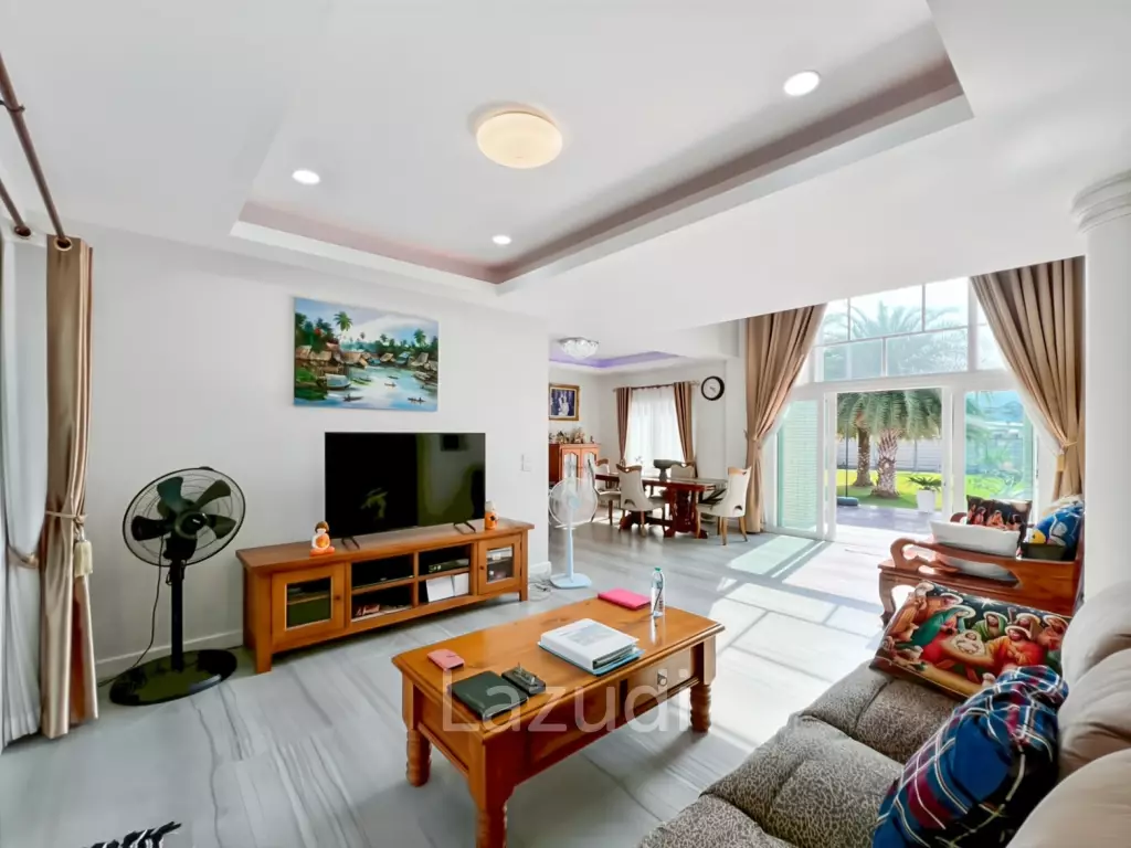 Grand 7-Bedroom Estate in Cha-Am: The Ultimate Private Sanctuary