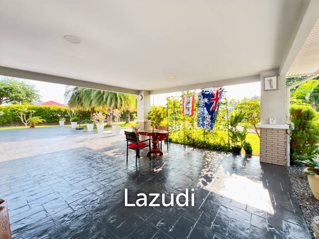 Grand 7-Bedroom Estate in Cha-Am: The Ultimate Private Sanctuary