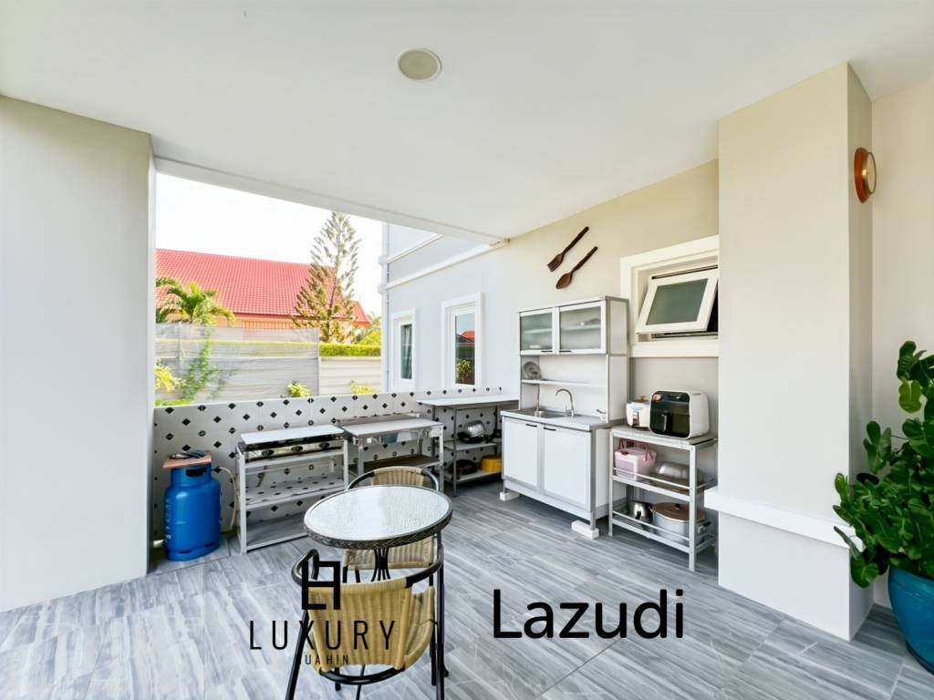 Surface habitable de 512 m² / 7 chambres / Terrain de 3 700 m²