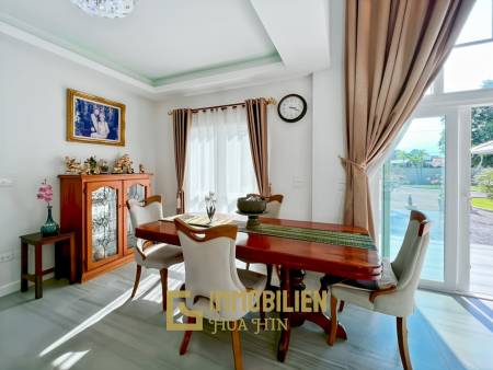 512 qm Wohnfläche / 7 Schlafzimmer / 3.700 qm Grundstück