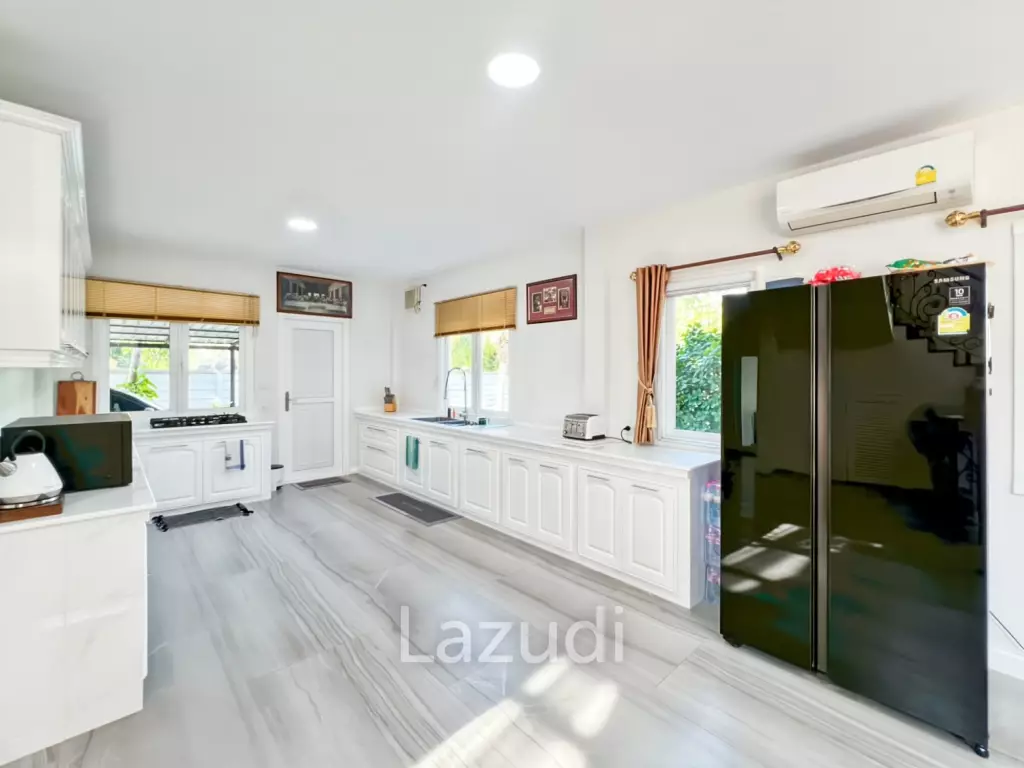 Grand 7-Bedroom Estate in Cha-Am: The Ultimate Private Sanctuary