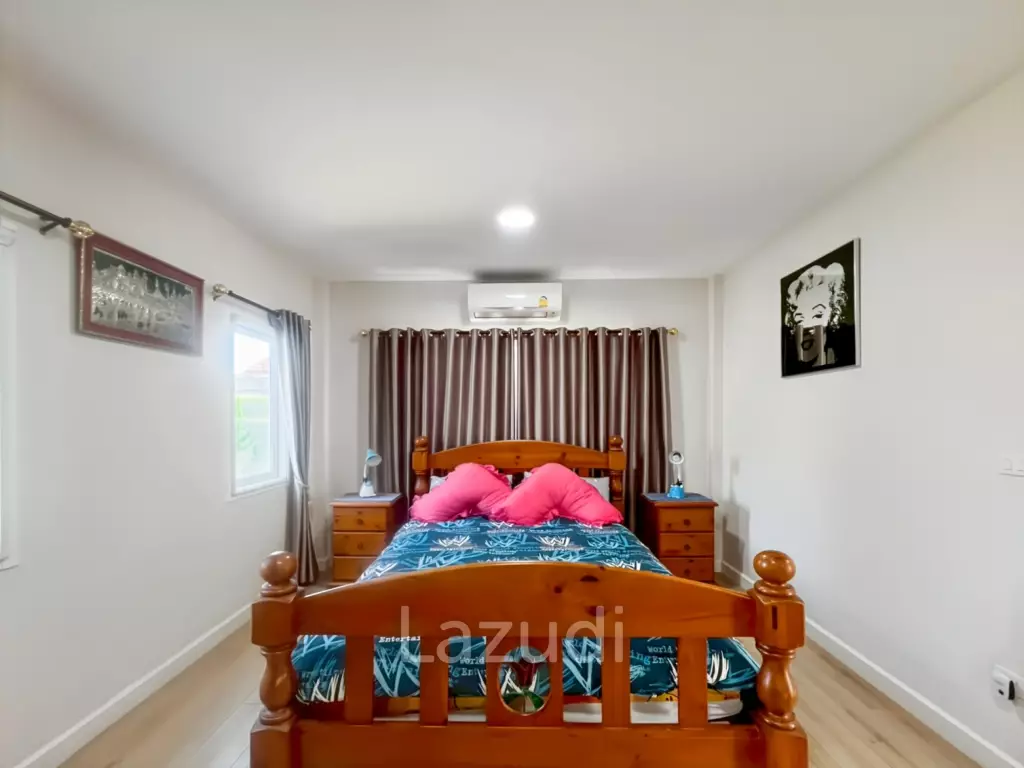 Grand 7-Bedroom Estate in Cha-Am: The Ultimate Private Sanctuary