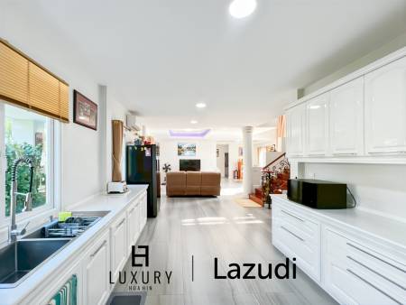 Surface habitable de 512 m² / 7 chambres / Terrain de 3 700 m²