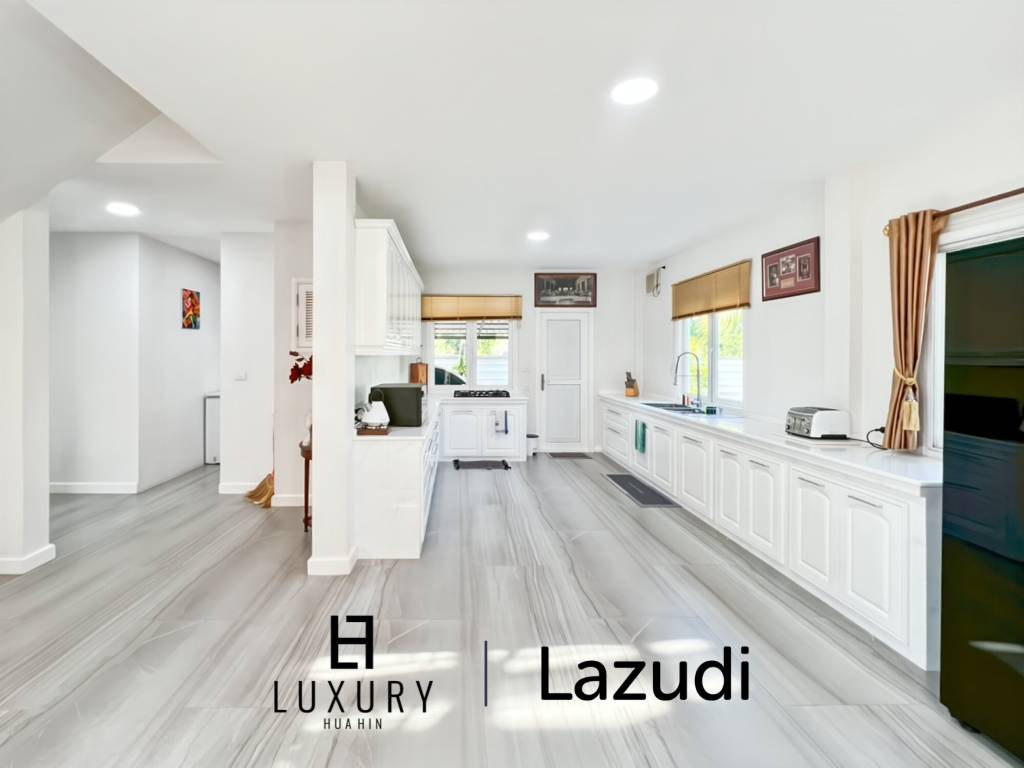 Surface habitable de 512 m² / 7 chambres / Terrain de 3 700 m²