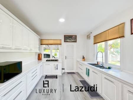 Surface habitable de 512 m² / 7 chambres / Terrain de 3 700 m²