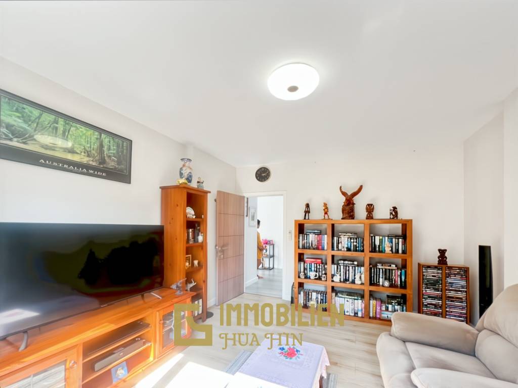 512 qm Wohnfläche / 7 Schlafzimmer / 3.700 qm Grundstück