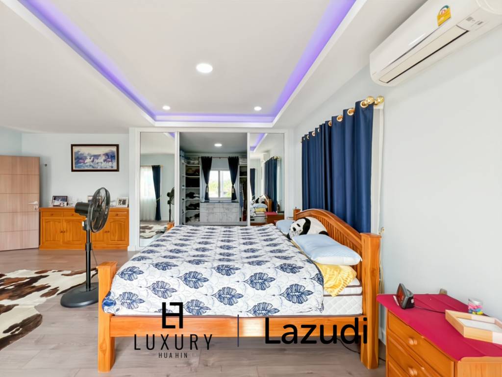 Surface habitable de 512 m² / 7 chambres / Terrain de 3 700 m²