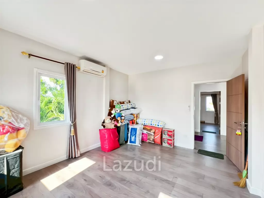 Grand 7-Bedroom Estate in Cha-Am: The Ultimate Private Sanctuary