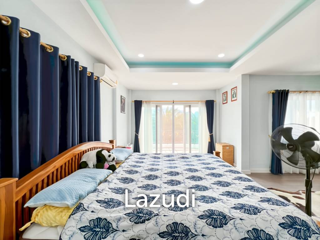 Grand 7-Bedroom Estate in Cha-Am: The Ultimate Private Sanctuary