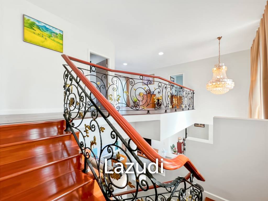 Grand 7-Bedroom Estate in Cha-Am: The Ultimate Private Sanctuary