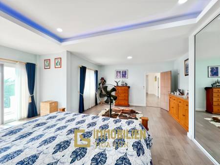 512 qm Wohnfläche / 7 Schlafzimmer / 3.700 qm Grundstück