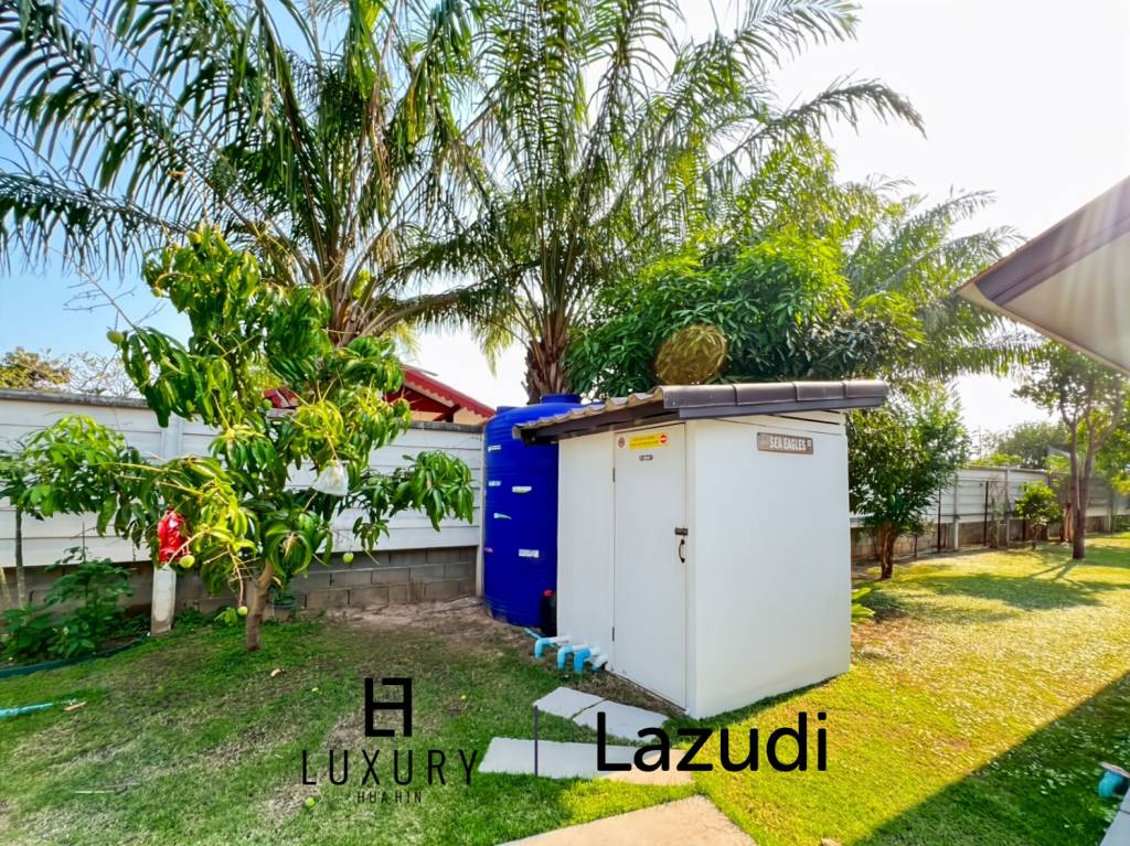 Surface habitable de 512 m² / 7 chambres / Terrain de 3 700 m²