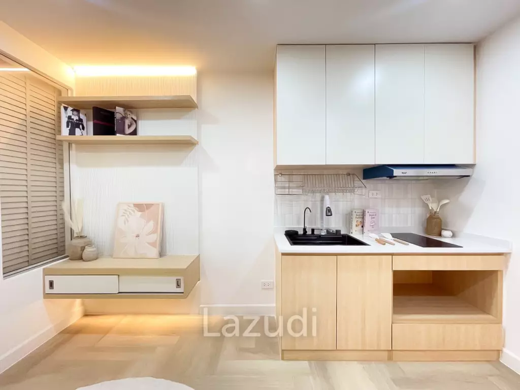 35 sqm modern 1 bedroom condo at The Clover Thonglor, Khlong Tan Nuea