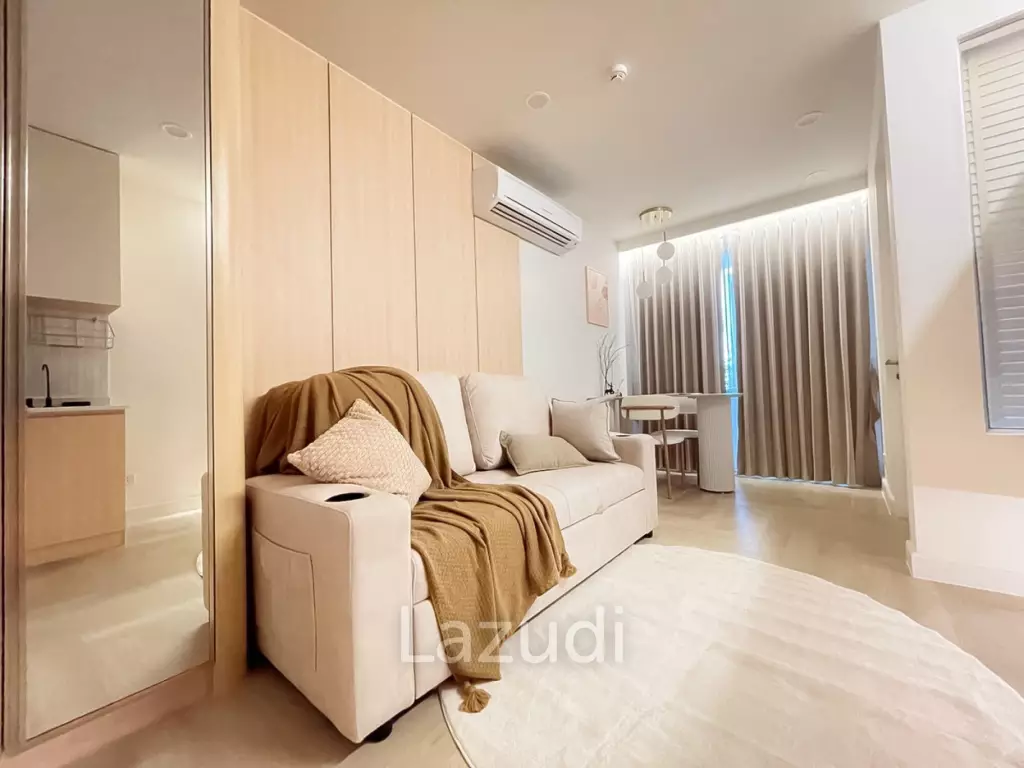 35 sqm modern 1 bedroom condo at The Clover Thonglor, Khlong Tan Nuea