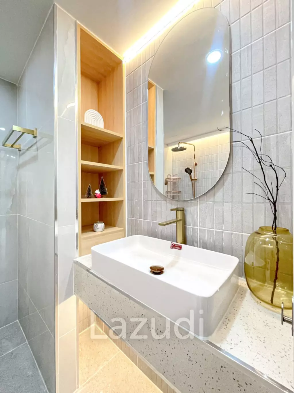 35 sqm modern 1 bedroom condo at The Clover Thonglor, Khlong Tan Nuea