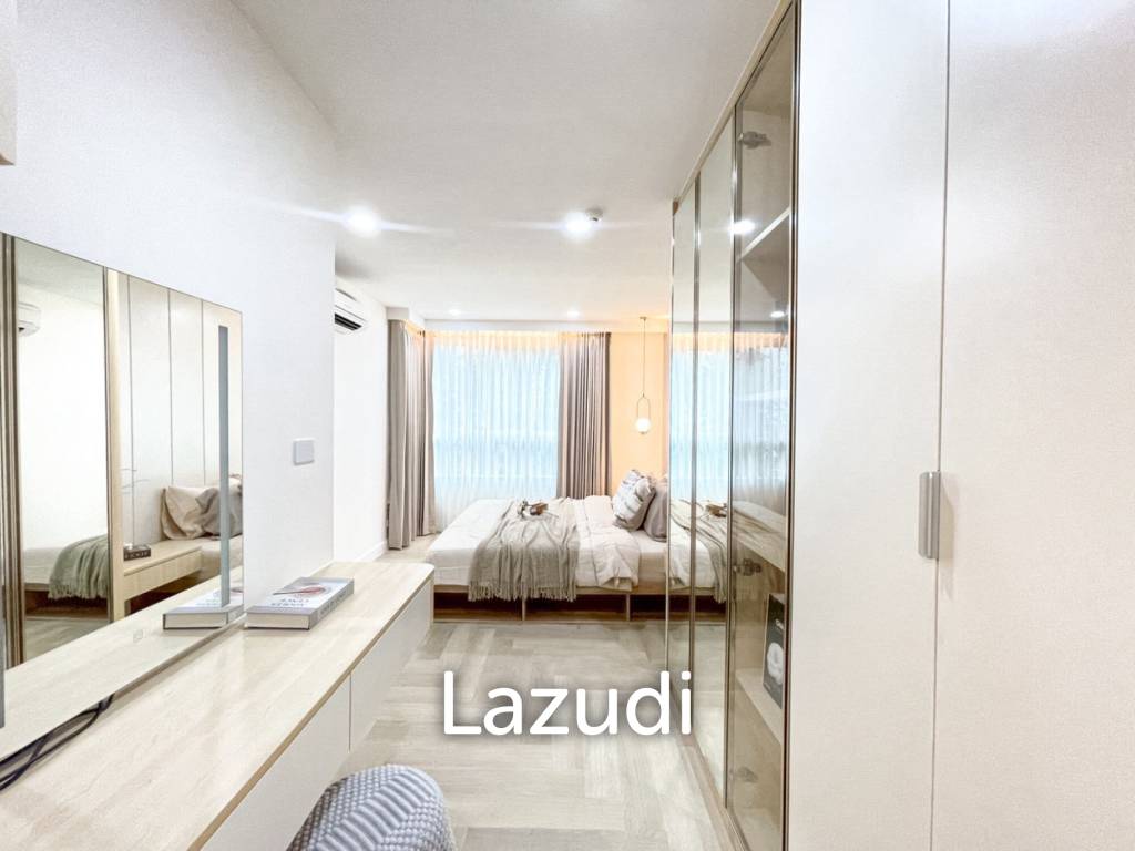 35 sqm modern 1 bedroom condo at The Clover Thonglor, Khlong Tan Nuea