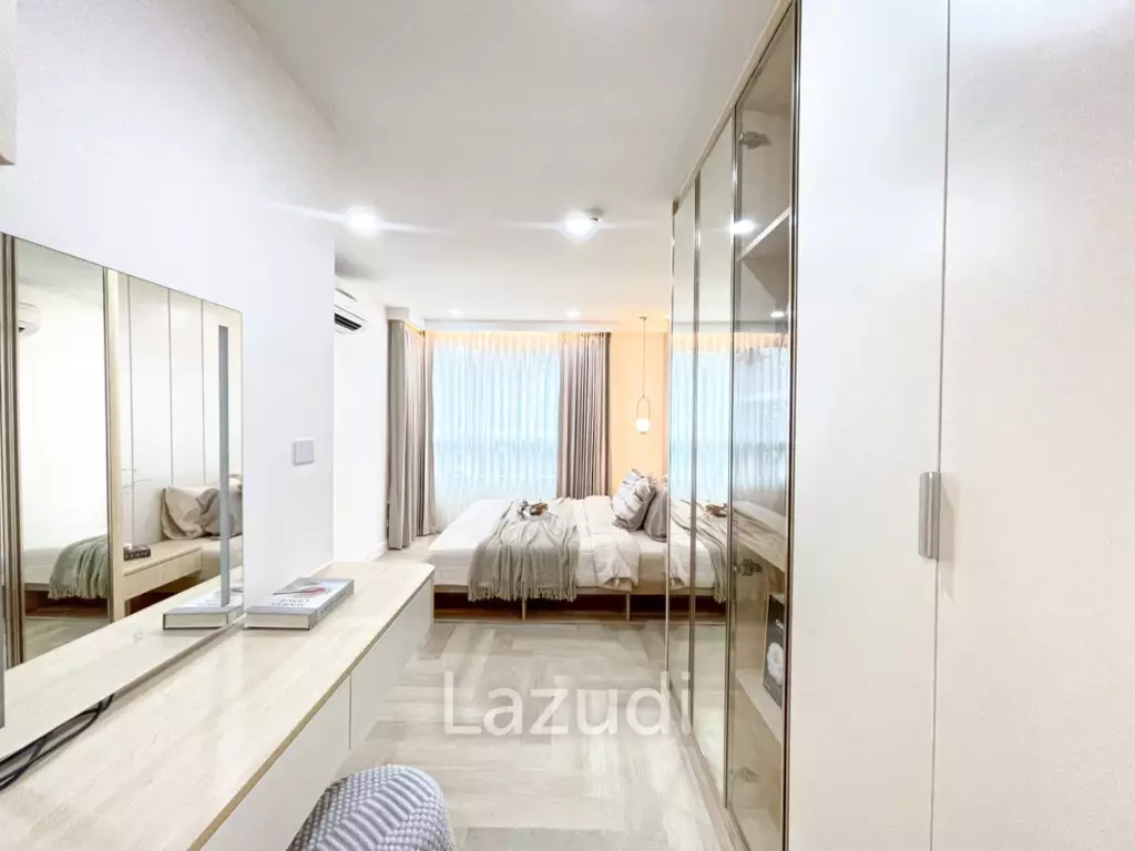 35 sqm modern 1 bedroom condo at The Clover Thonglor, Khlong Tan Nuea