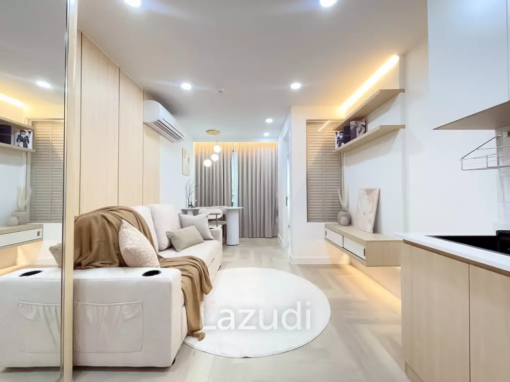 35 sqm modern 1 bedroom condo at The Clover Thonglor, Khlong Tan Nuea