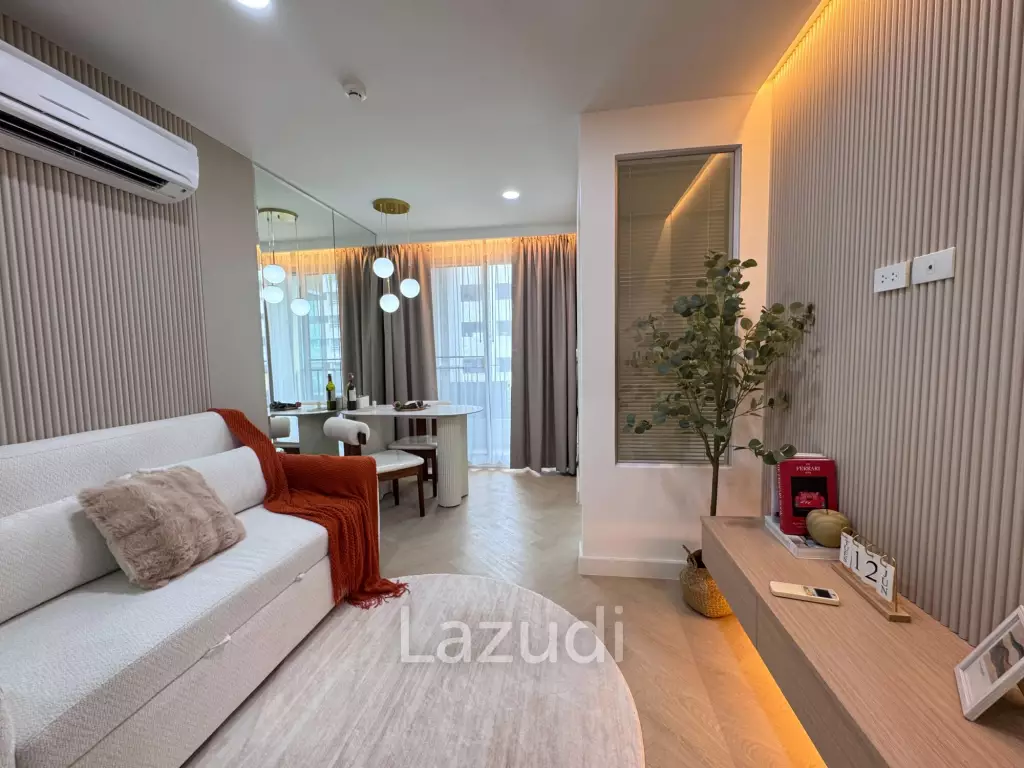 35 sqm modern 1 bedroom condo at The Clover Thonglor, Khlong Tan Nuea