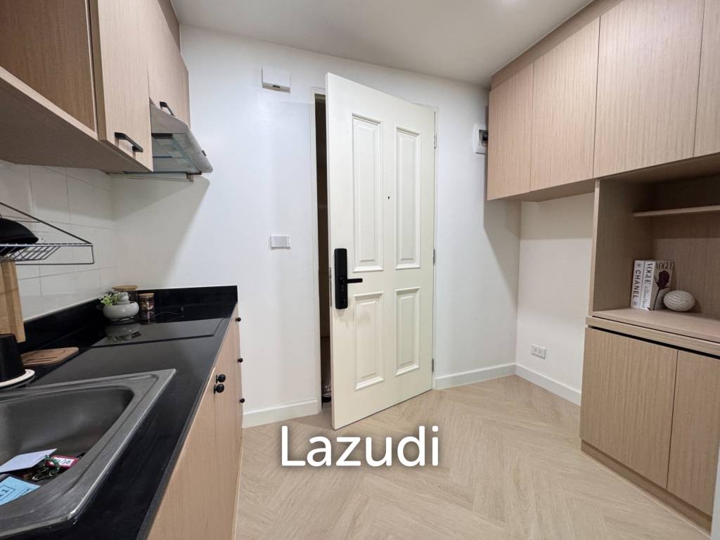 35 sqm modern 1 bedroom condo at The Clover Thonglor, Khlong Tan Nuea