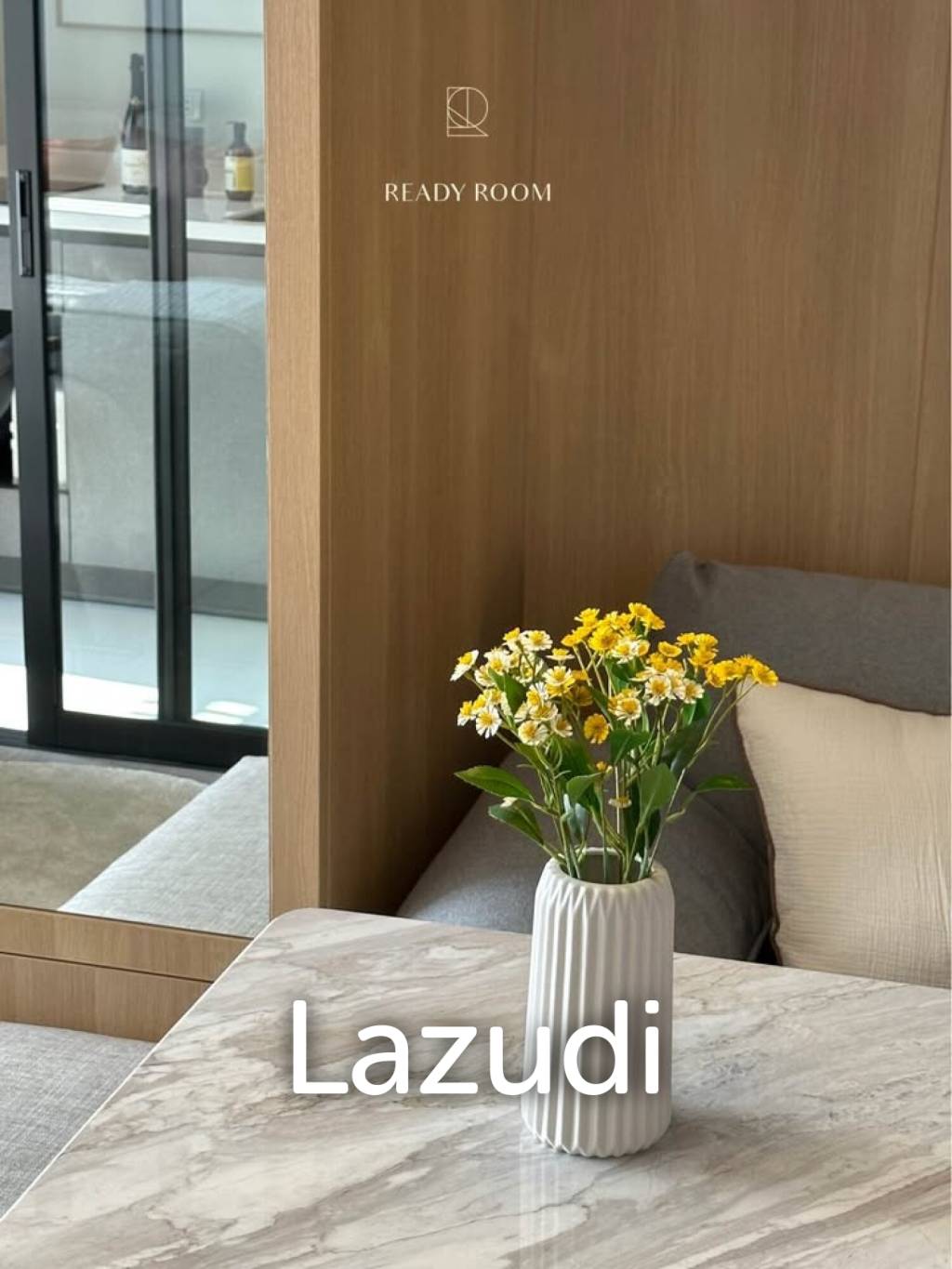 30 sqm high-floor 1 bedroom condo at Life Asoke Hype Makkasan Bangkok