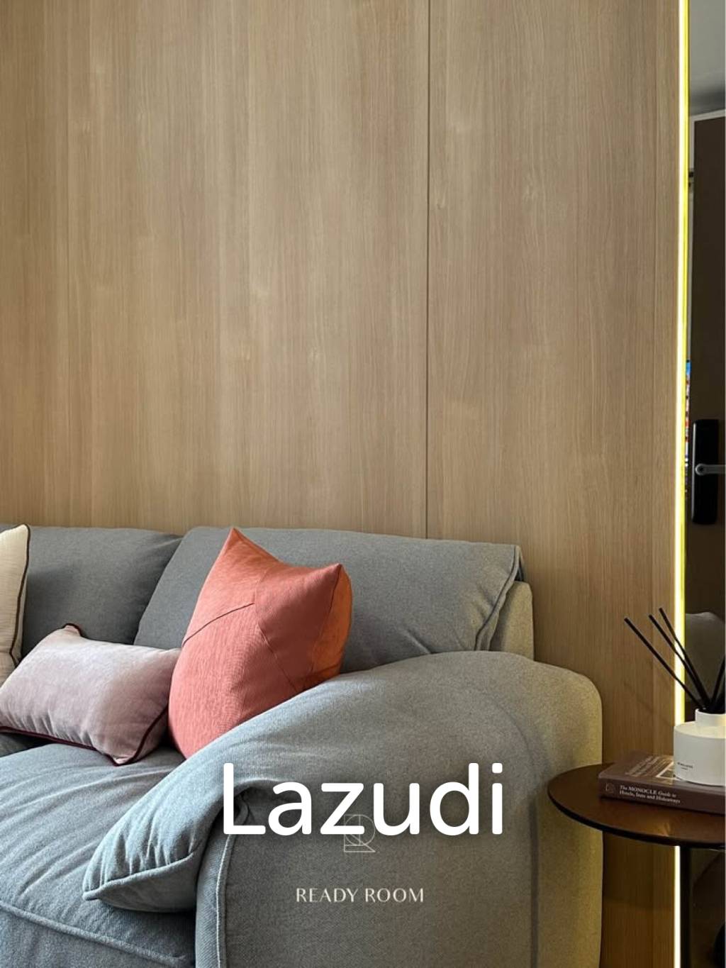 30 sqm high-floor 1 bedroom condo at Life Asoke Hype Makkasan Bangkok