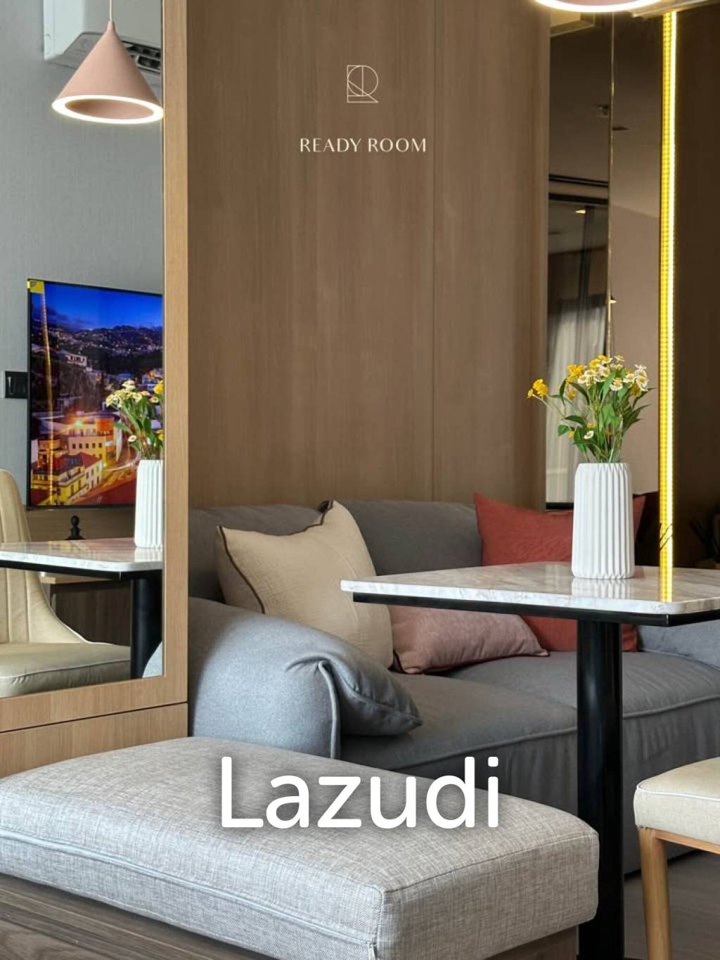 30 sqm high-floor 1 bedroom condo at Life Asoke Hype Makkasan Bangkok