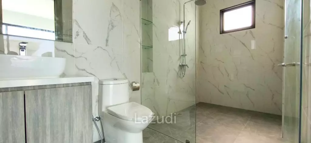 4  Bedroom 490 SQ.M. Luxury Privacy Villa In Pattaya