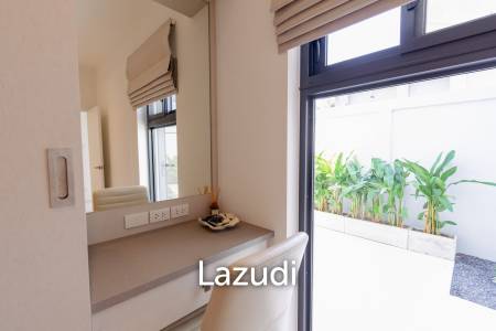 New Modern pool villa with solar in Thap Tai Hua Hin