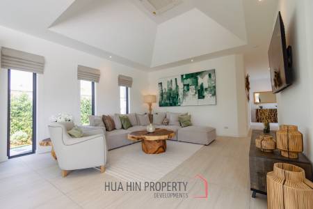 New Modern pool villa with solar in Thap Tai Hua Hin