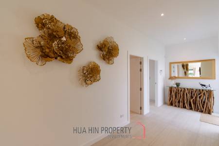 New Modern pool villa with solar in Thap Tai Hua Hin