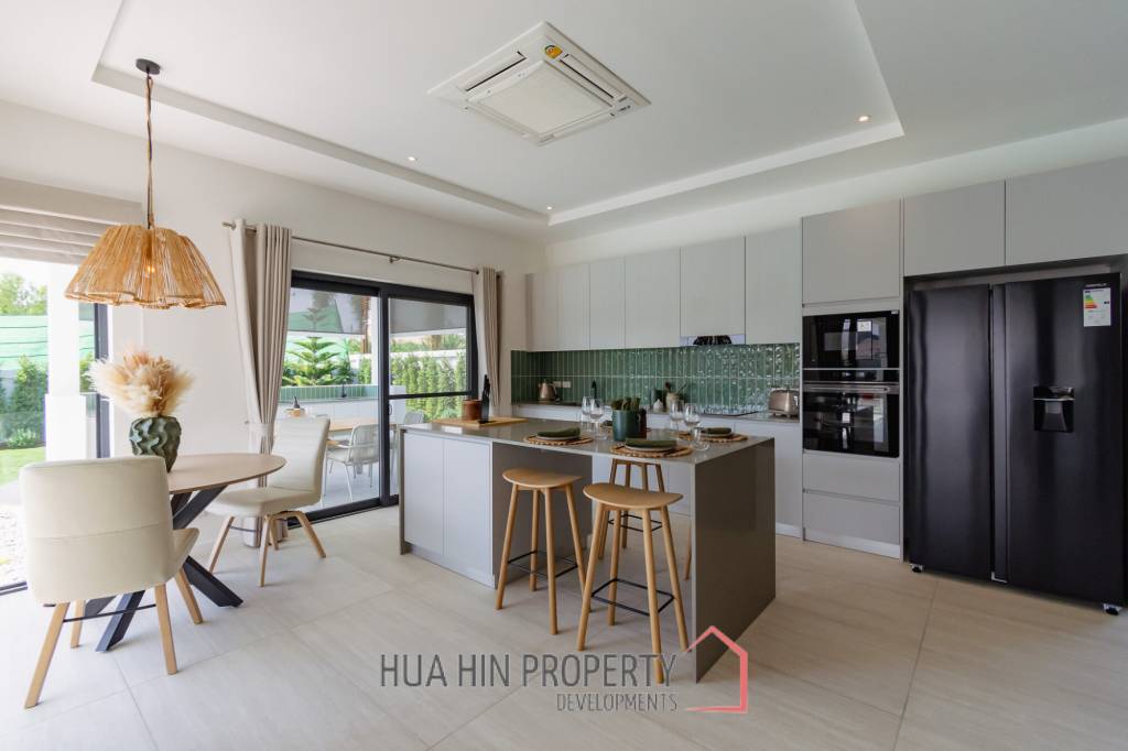 New Modern pool villa with solar in Thap Tai Hua Hin