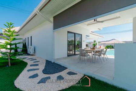 New Modern pool villa with solar in Thap Tai Hua Hin