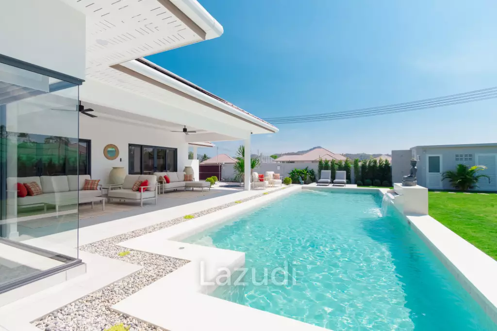 New Modern pool villa with solar in Thap Tai Hua Hin